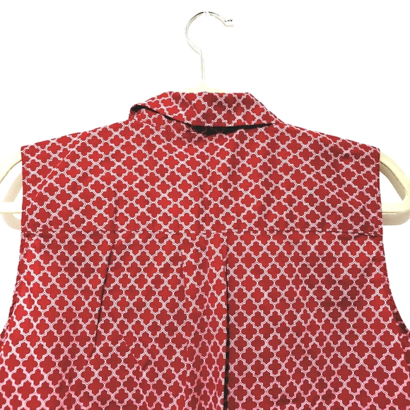 St. John's Bay Woman Sleeveless Blouse Top Red and White Arabisque Boho Style - Picture 6 of 8